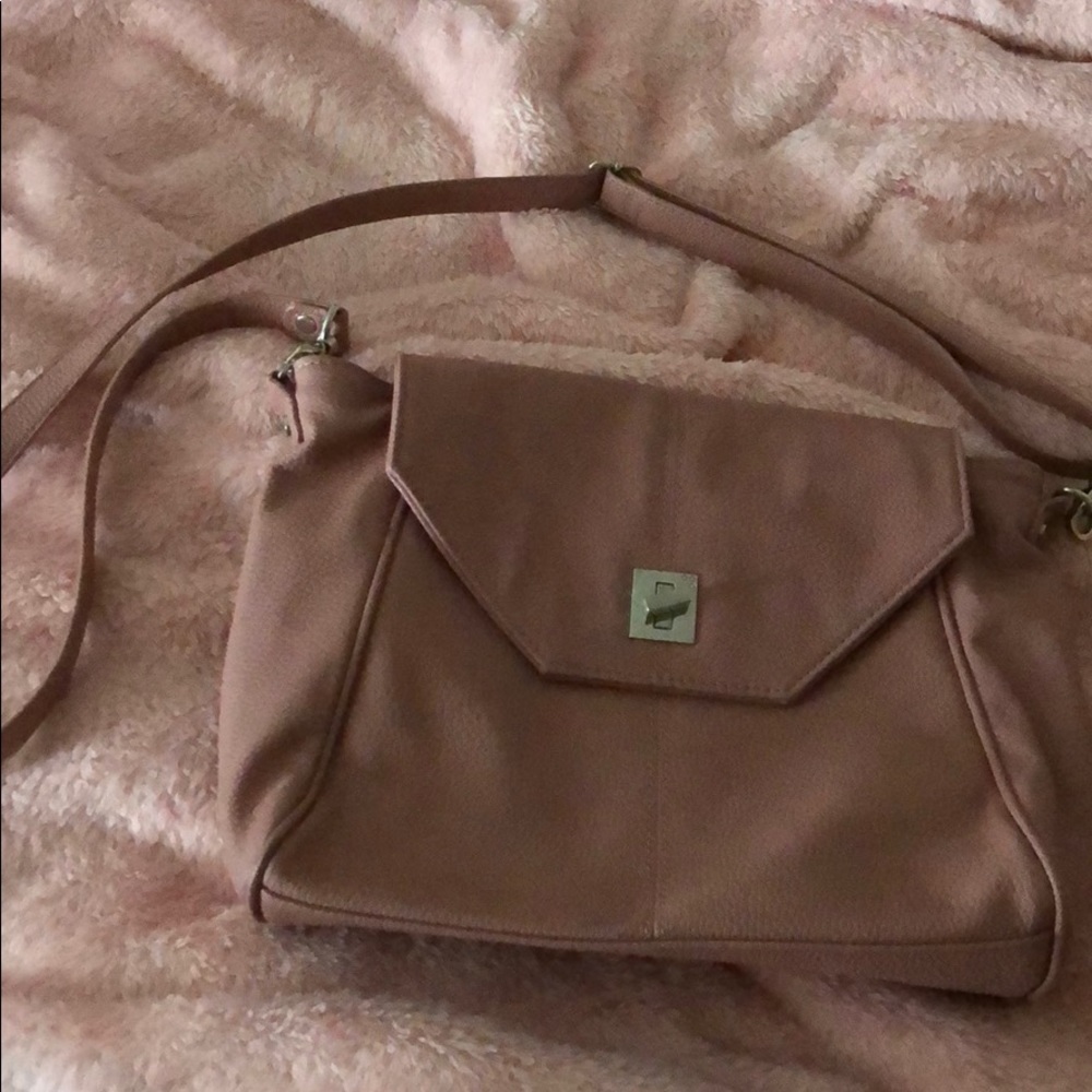 Crossbody purse